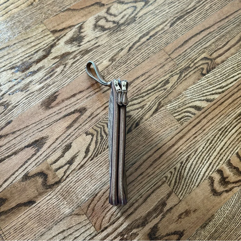 Coach double zip pouch wallet wristlet - Picture 6 of 16